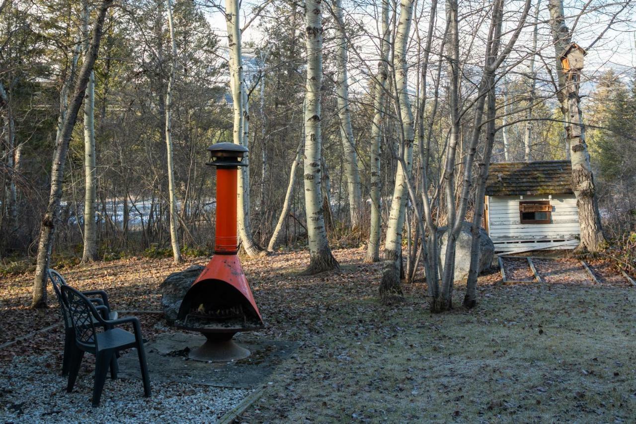 Creekside Cabin Vila Fairmont Hot Springs Exterior foto